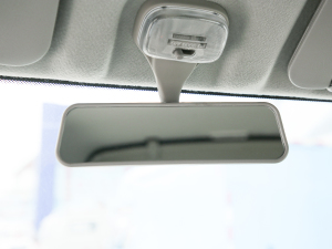 2021���M���� 1.6L ���m�� ܇�Ⱥ�ҕ�R