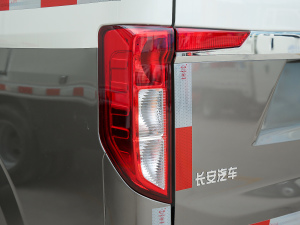 2021���M���� 1.6L ���A�� β��