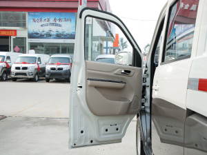 2021���M(j��n)���� 1.6L ���A�� �{�λ܇�T