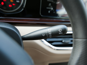 2021���M���� 1.6L ���A�� �п؅^