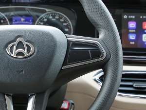 2021���M���� 1.6L ���A�� �п؅^