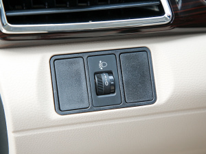 2021���M���� 1.6L ���A�� �п؅^