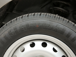 2021����ؔ�� 1.5L ���m�� ݆̥Ʒ��