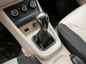 2021����ؔ�� 1.5L ���m�� �Q���U