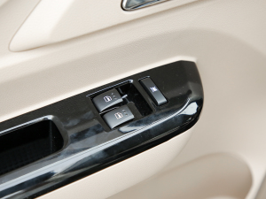 2021����ؔ(c��i)�� 1.5L ���m�� �п؅^(q��)