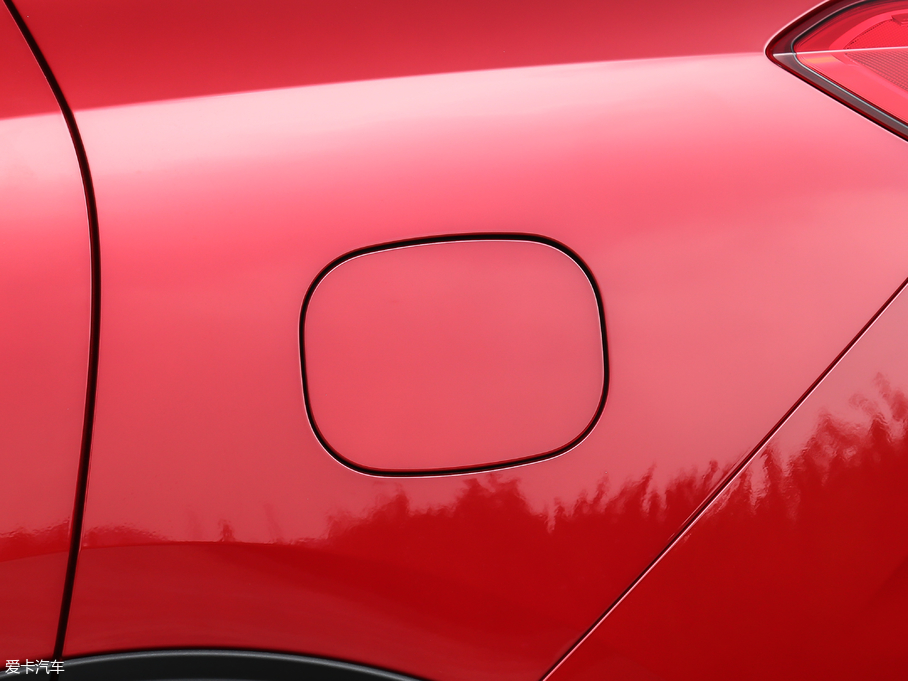 2018κ VV6 2.0T Ş V