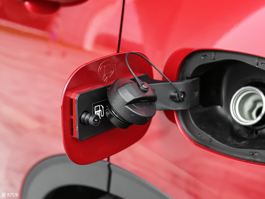 2018κ VV6 2.0T Ş V