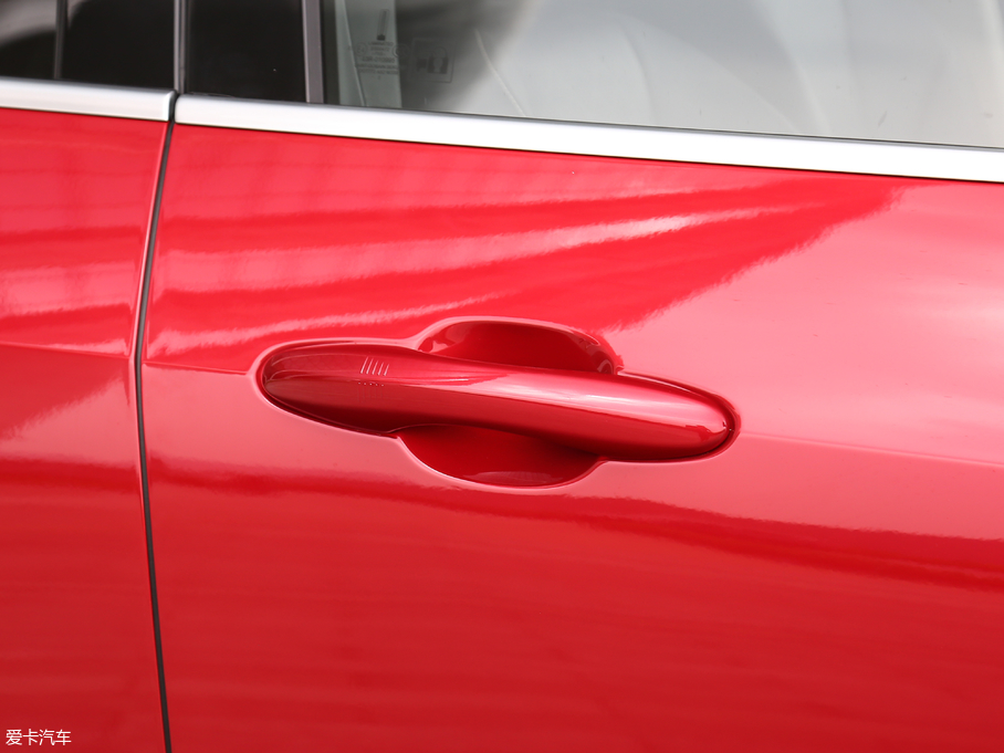 2018κ VV6 2.0T (q)Ş (gu)V