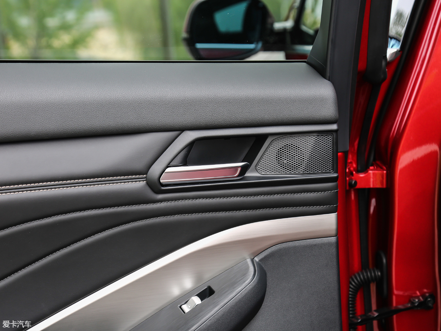 2018κ VV6 2.0T (q)Ş (gu)V