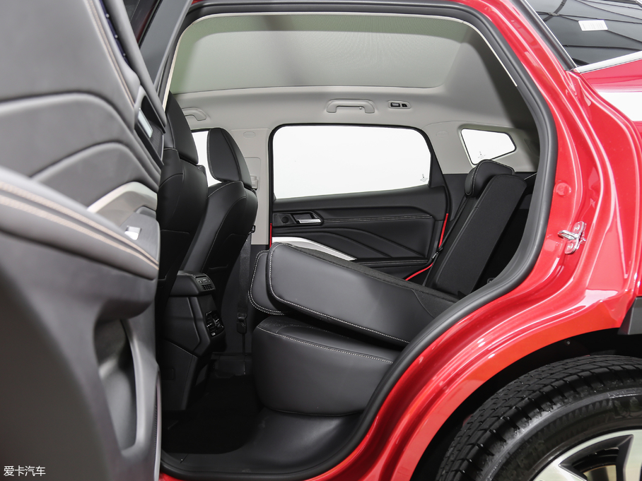 2018κ VV6 2.0T Ş V