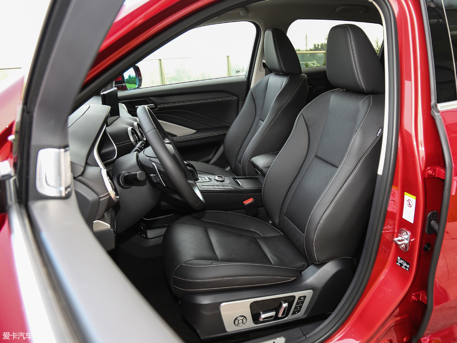 2018κ VV6 2.0T Ş V