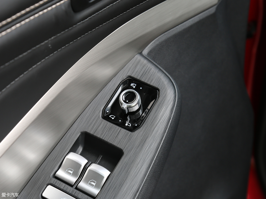 2018κ VV6 2.0T (q)Ş V