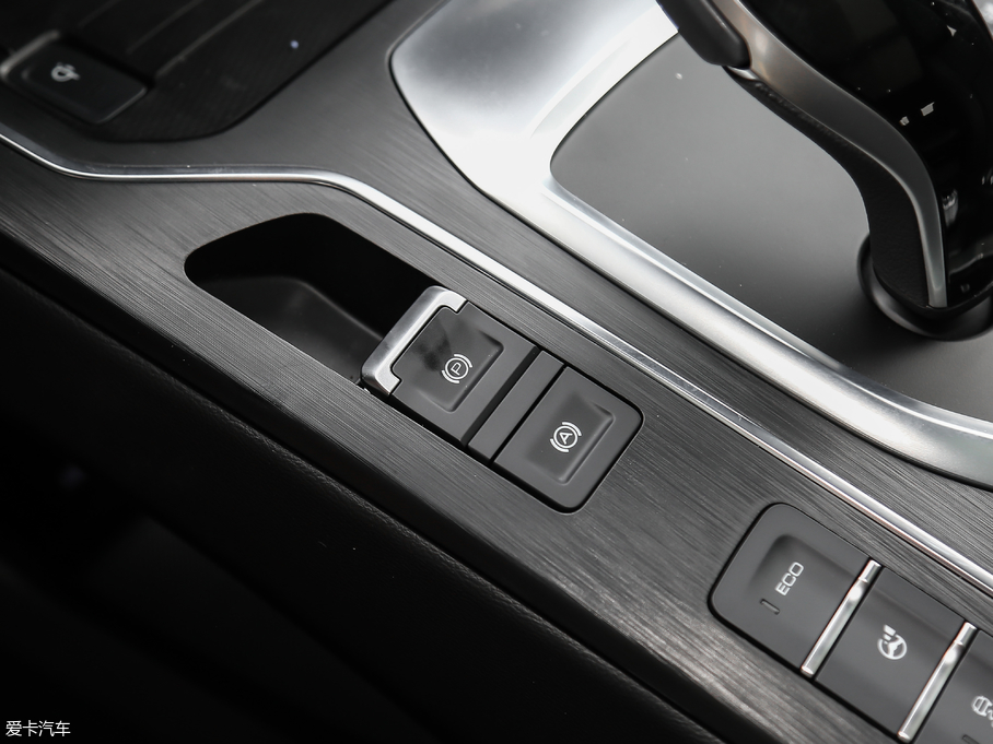 2018κ VV6 2.0T Ş V