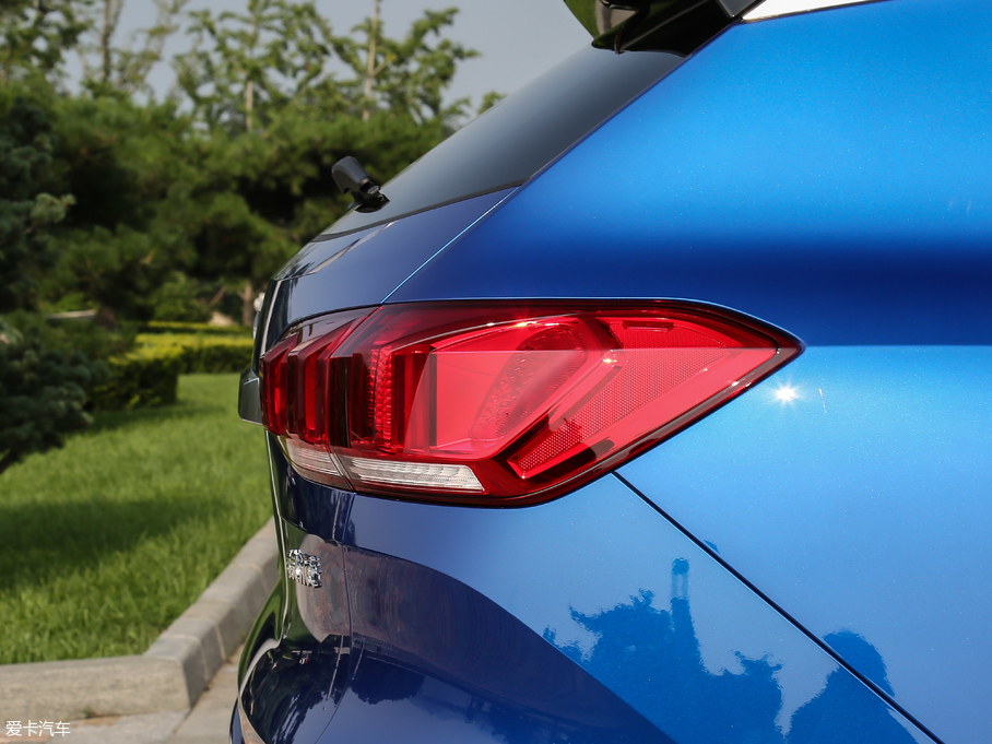 2018κ VV6 2.0T Ş V