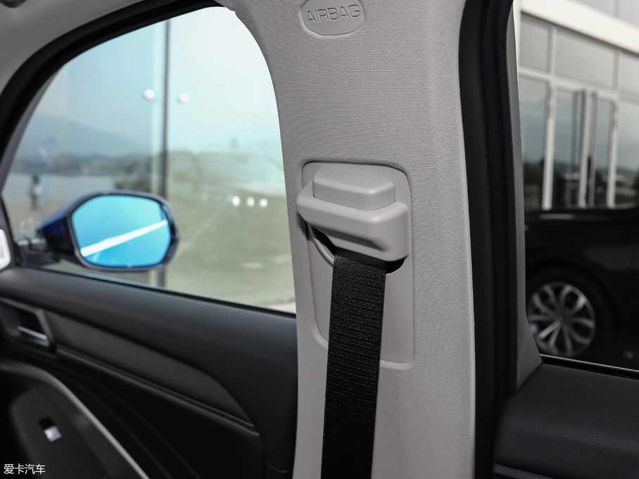 2018κ VV6 2.0T Ş V