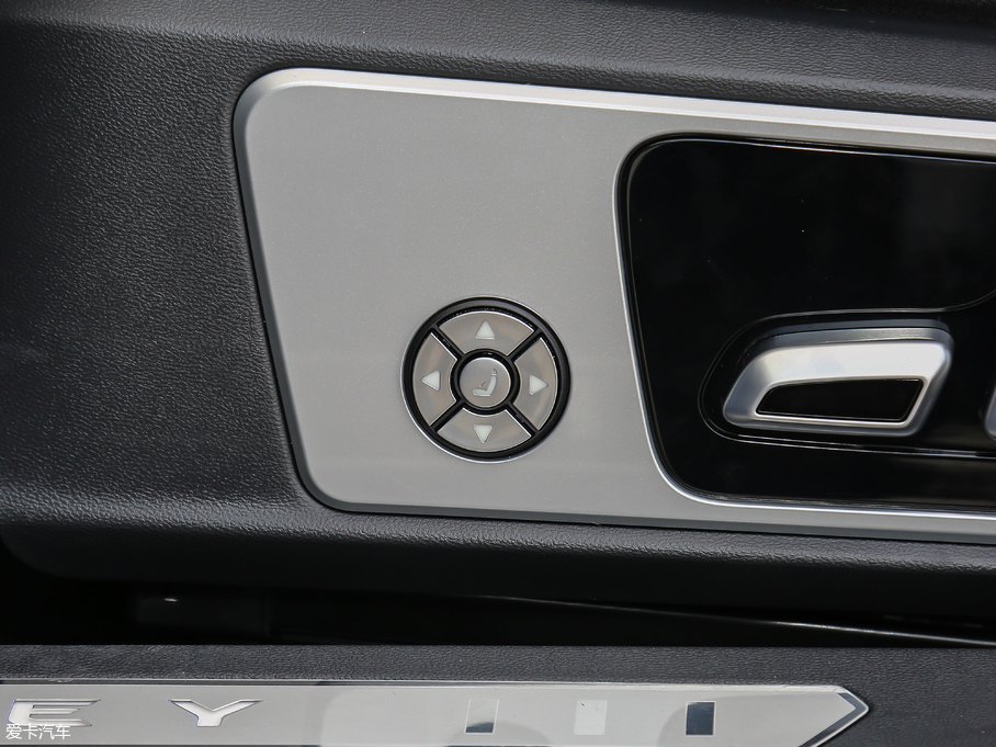 2018κ VV6 2.0T Ş V