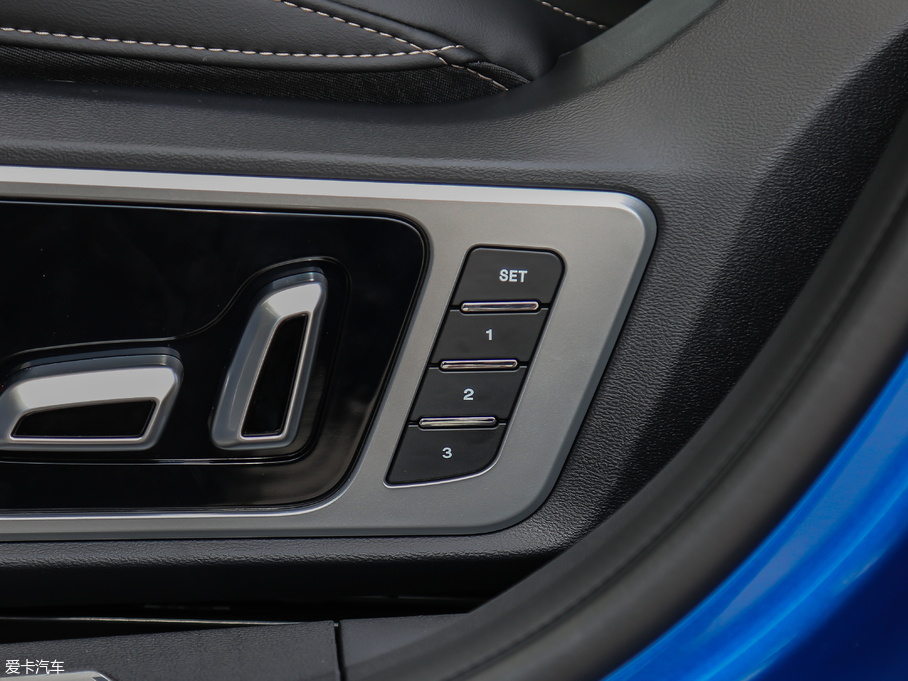 2018κ VV6 2.0T Ş V