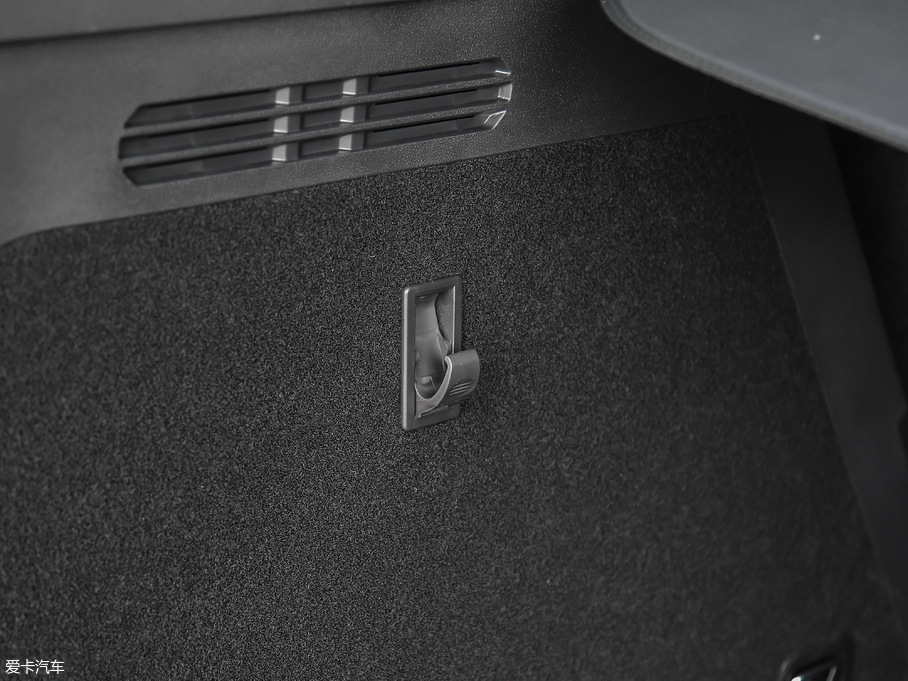 2018κ VV6 2.0T (q)Ş (gu)V