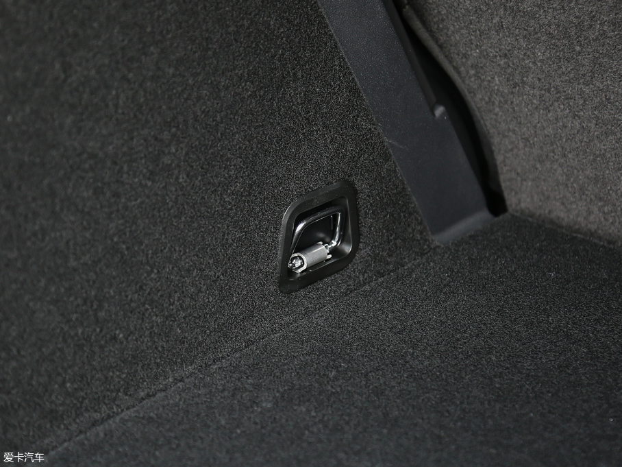 2018κ VV6 2.0T Ş V