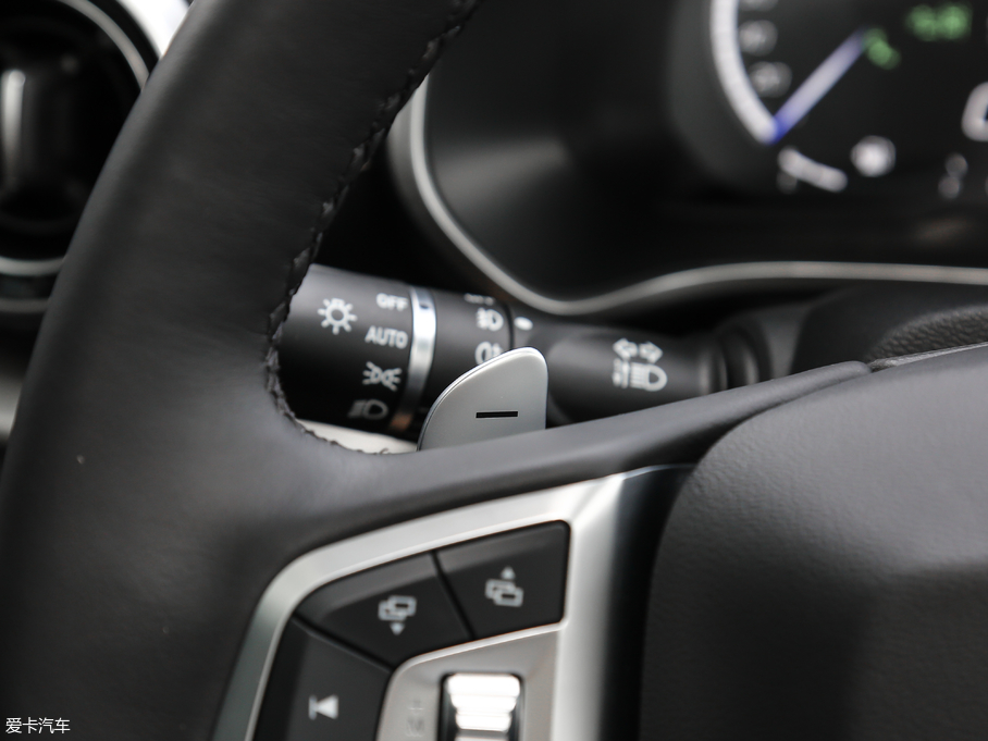 2018κ VV6 2.0T Ş V