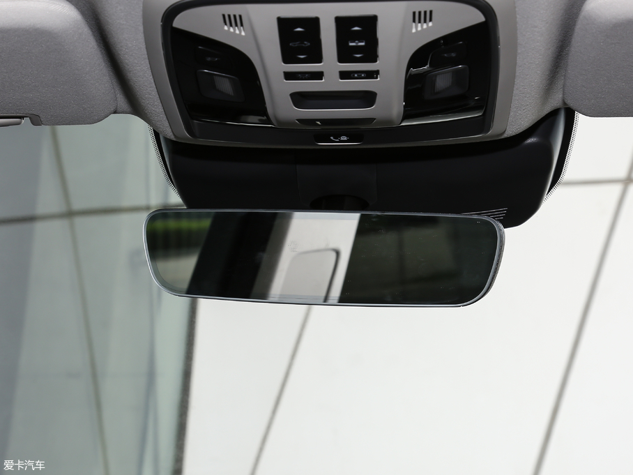 2018κ VV6 2.0T (q)Ş (gu)V