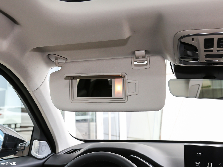 2018κ VV6 2.0T Ş V