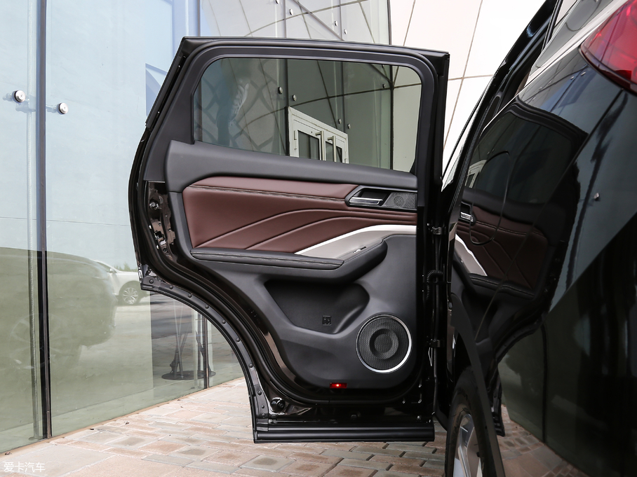 2018κ VV6 2.0T (q)Ş V