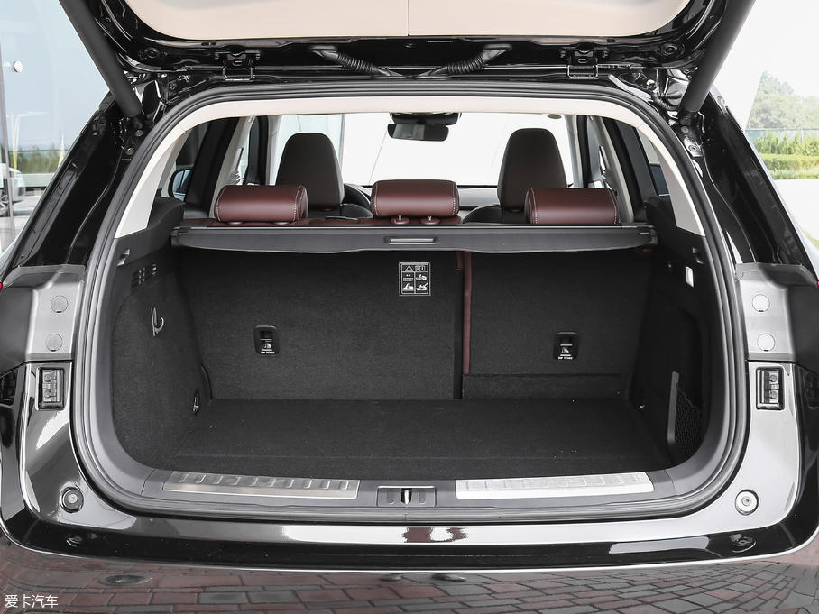 2018κ VV6 2.0T Ş V