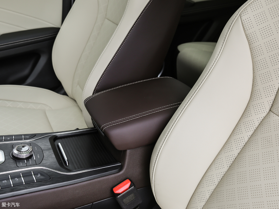 2018��κ�� VV6 2.0T �����Ş�� ��V