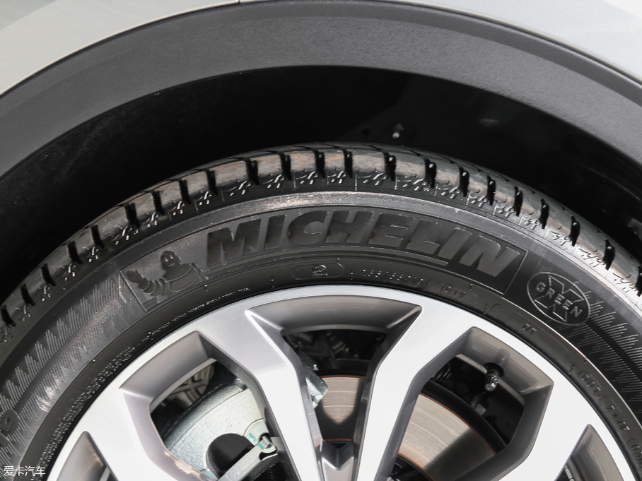 2018κ VV6 2.0T Ş V