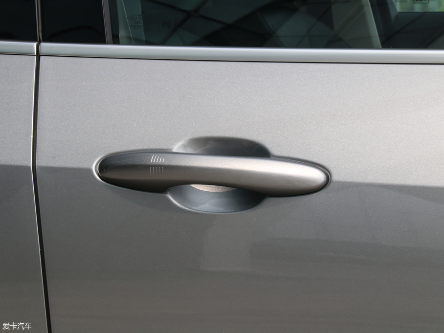 2018κ VV6 2.0T (q)Ş (gu)V