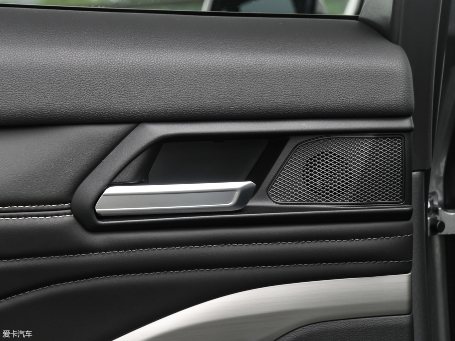 2018κ VV6 2.0T Ş V