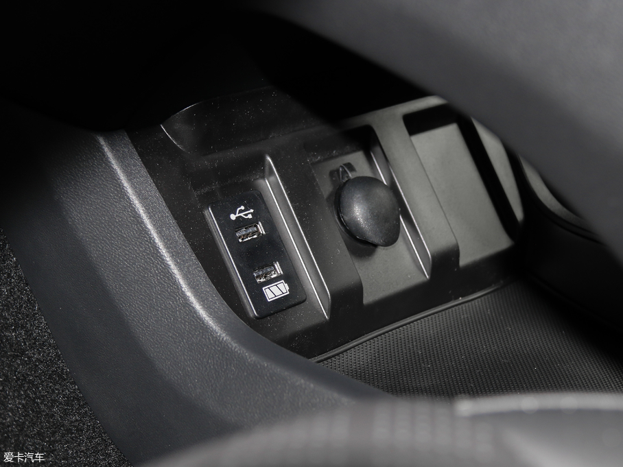 2018κ VV6 2.0T Ş V