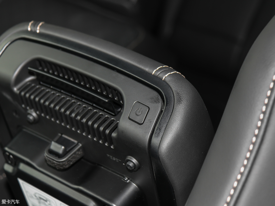 2018κ VV6 2.0T Ş V