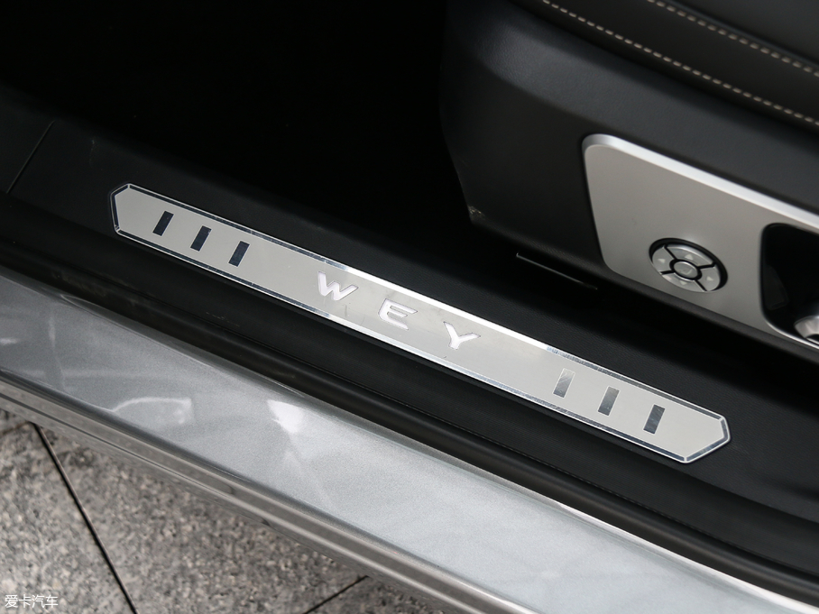 2018κ VV6 2.0T Ş V