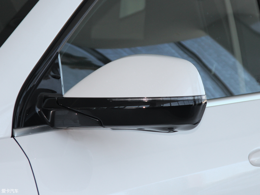 2018κ VV6 2.0T 򌳬 V