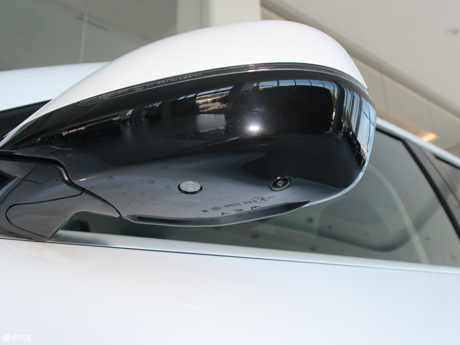 2018κ VV6 2.0T 򌳬 V