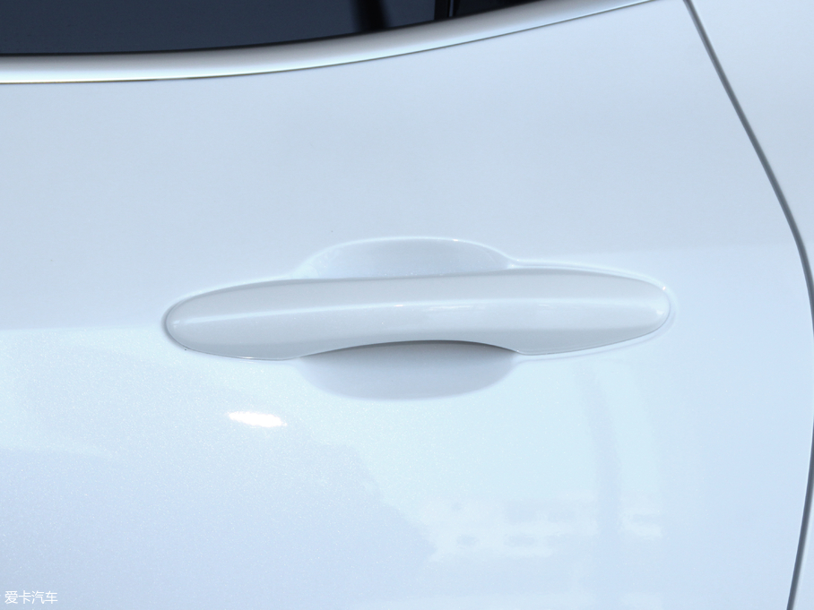 2018κ VV6 2.0T 򌳬 V