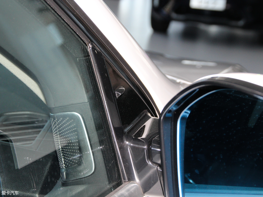 2018κ VV6 2.0T 򌳬 V