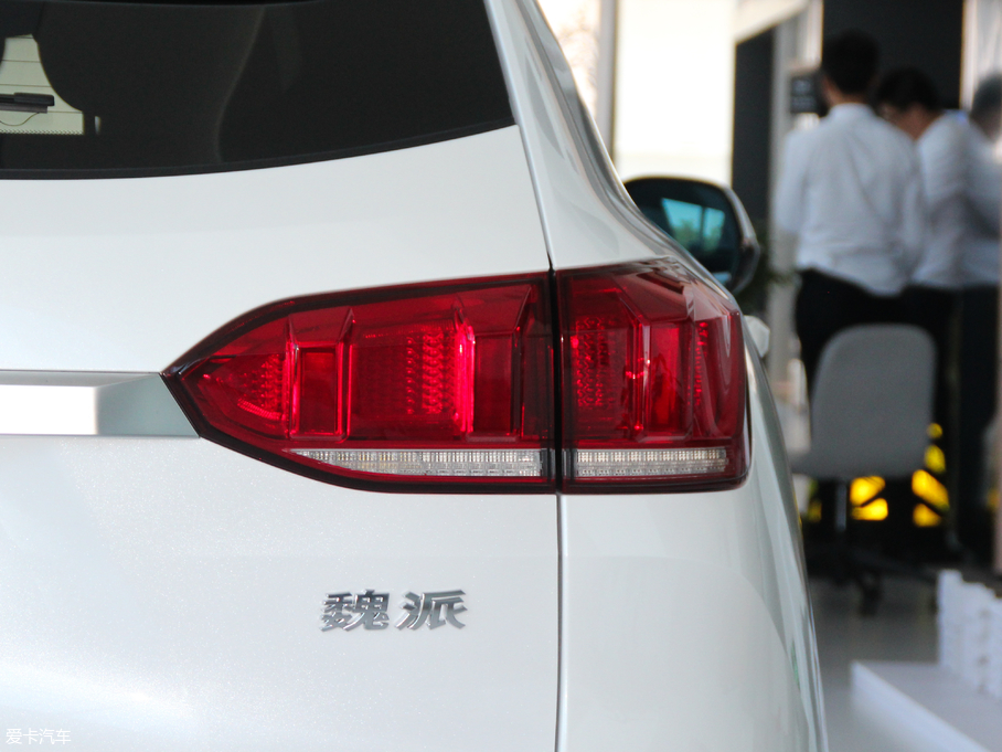 2018κ VV6 2.0T 򌳬 V