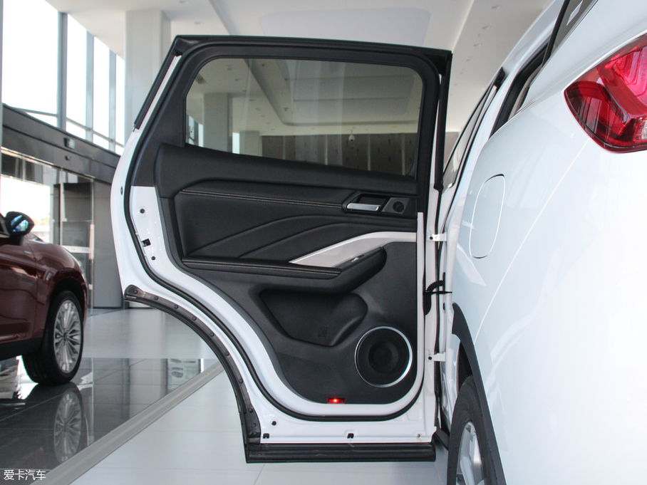 2018κ VV6 2.0T 򌳬 V