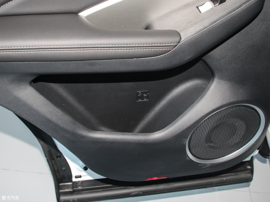 2018κ VV6 2.0T (q) V