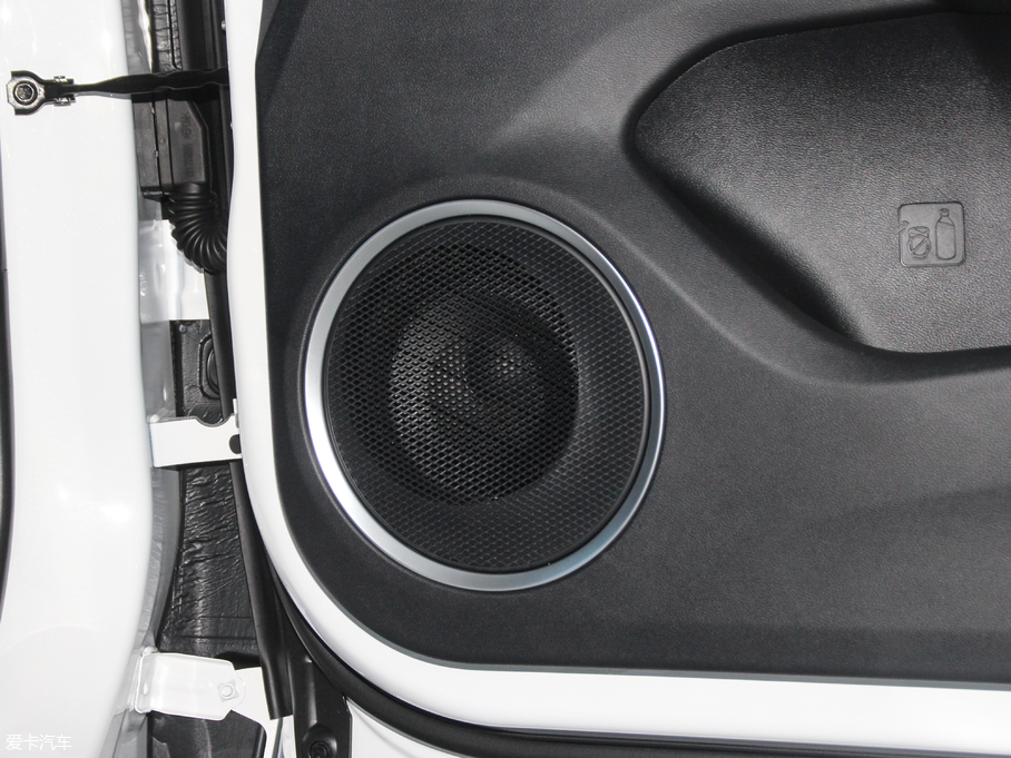 2018κ VV6 2.0T 򌳬 V