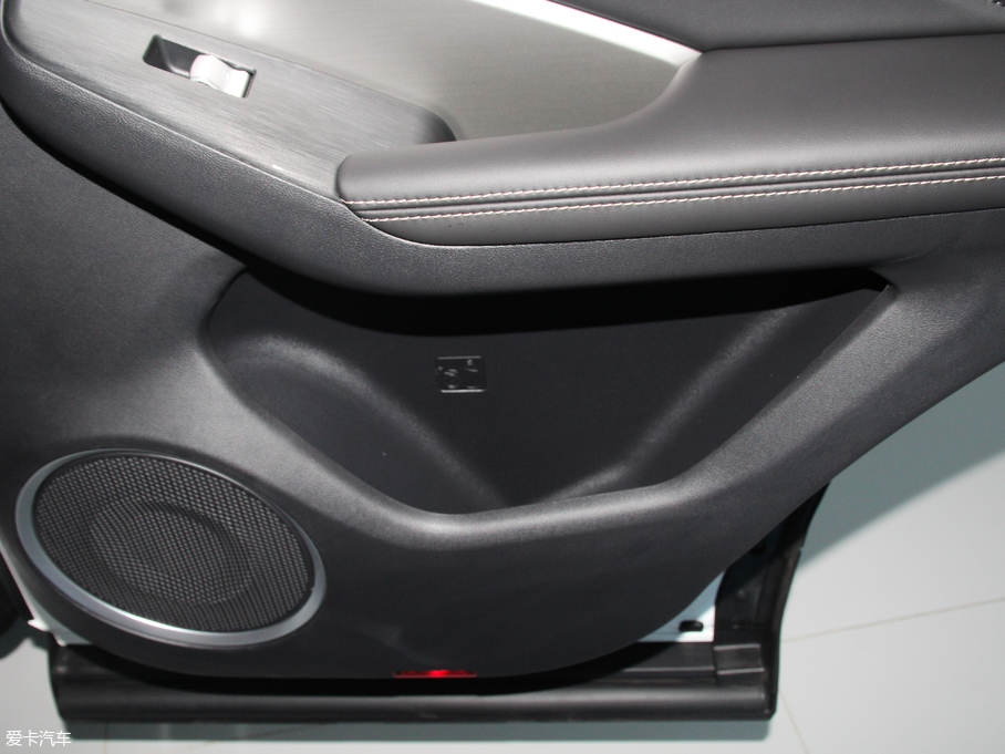 2018κ VV6 2.0T 򌳬 V