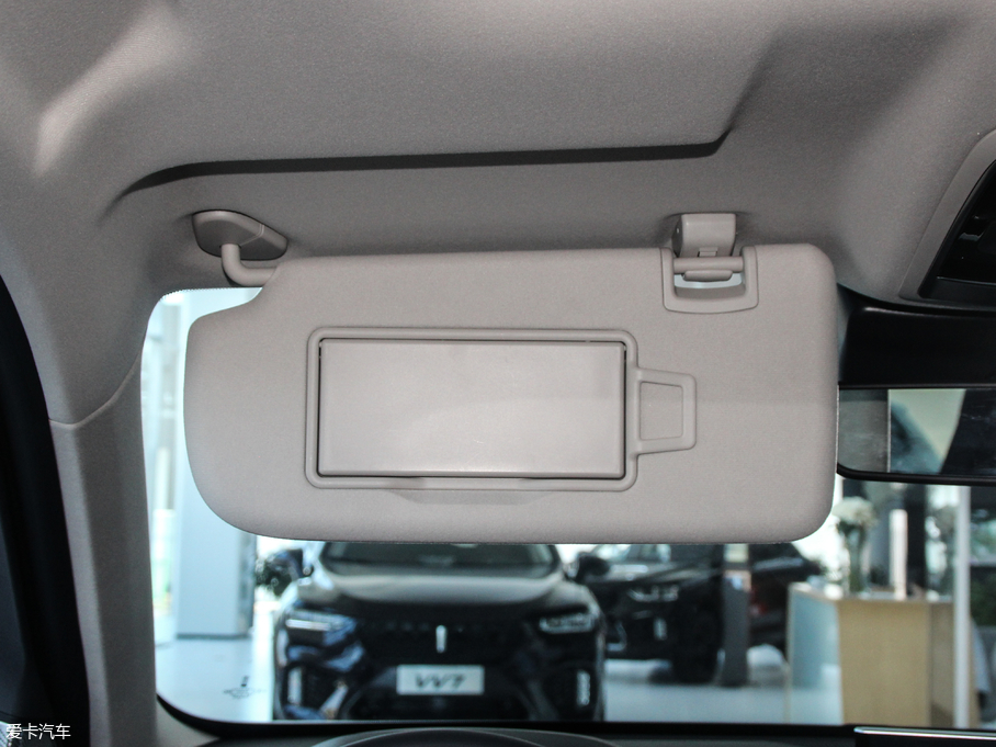 2018κ VV6 2.0T 򌳬 V