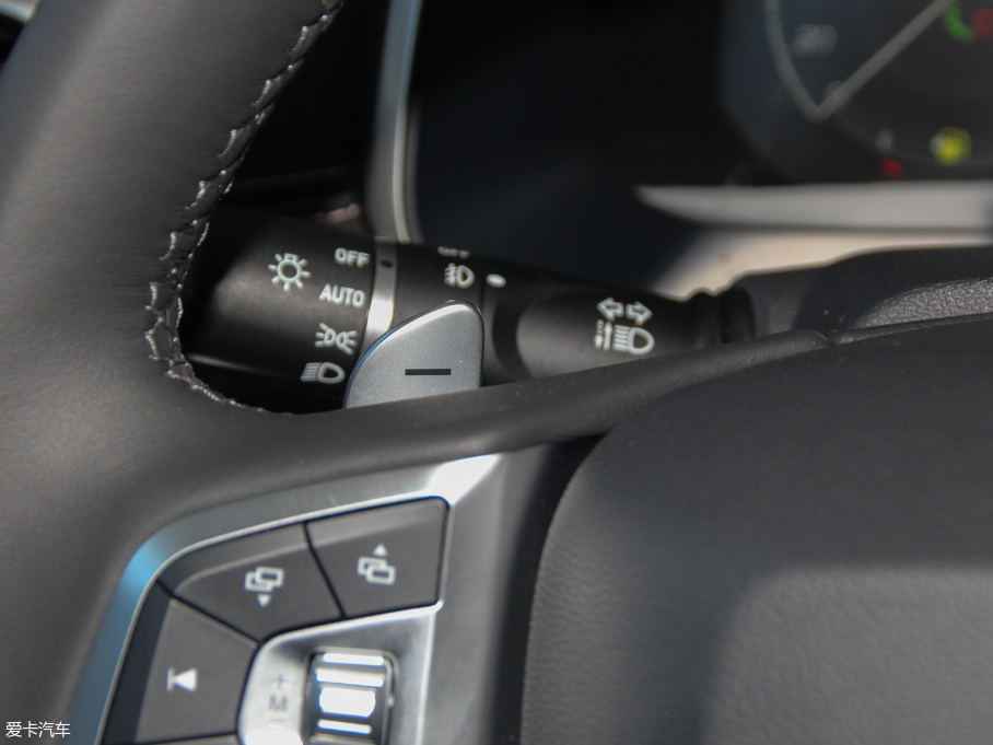 2018κ VV6 2.0T 򌳬 V