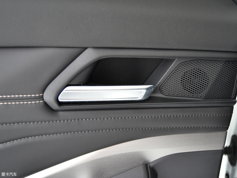 2018κ VV6 2.0T (q)Ş V