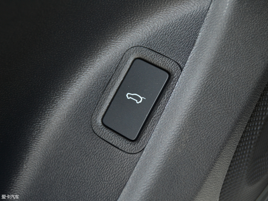 2018κ VV6 2.0T (q)Ş (gu)V