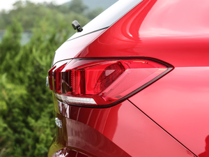 20182.0T (q)Ş V (ji)^