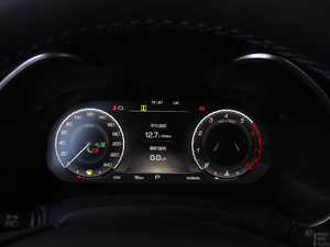 2018款2.0T 两驱超豪型 国V 仪表